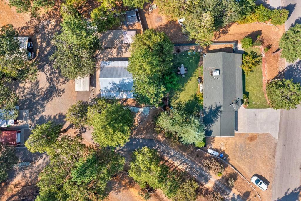Acorn House - Charming House In Green Heaven With Pool Table With Lovely Backyard Oakhurst Extérieur photo