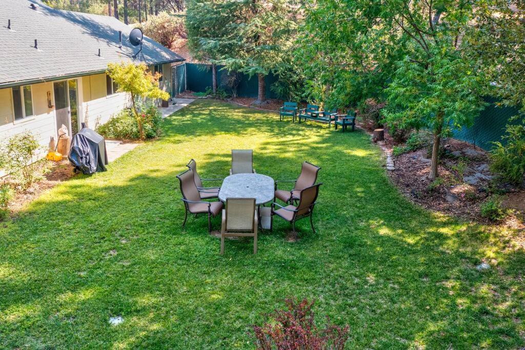 Acorn House - Charming House In Green Heaven With Pool Table With Lovely Backyard Oakhurst Extérieur photo