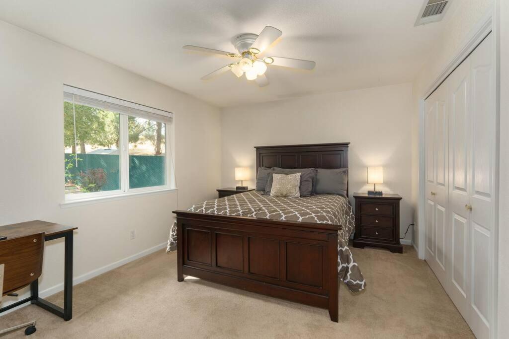Acorn House - Charming House In Green Heaven With Pool Table With Lovely Backyard Oakhurst Extérieur photo